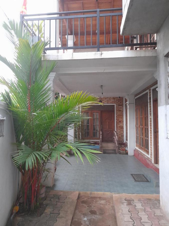 Hotel Ceylon Casa à Hikkaduwa Extérieur photo